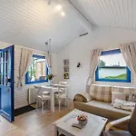 Сasa de vacaciones 'am Seeufer' Sietow