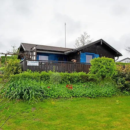 Holiday home 'am Seeufer' Sietow