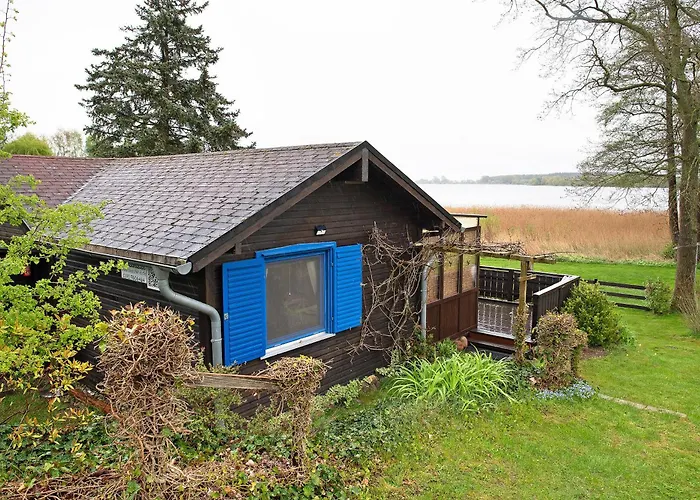 'am Seeufer' * Sietow